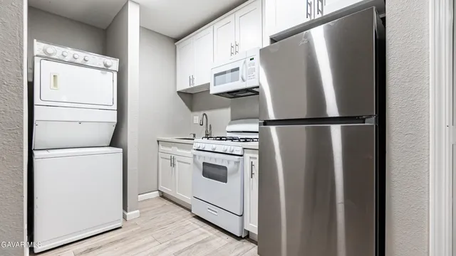 $449,000 | 37519 Hudson Street, Palmdale, CA 93552