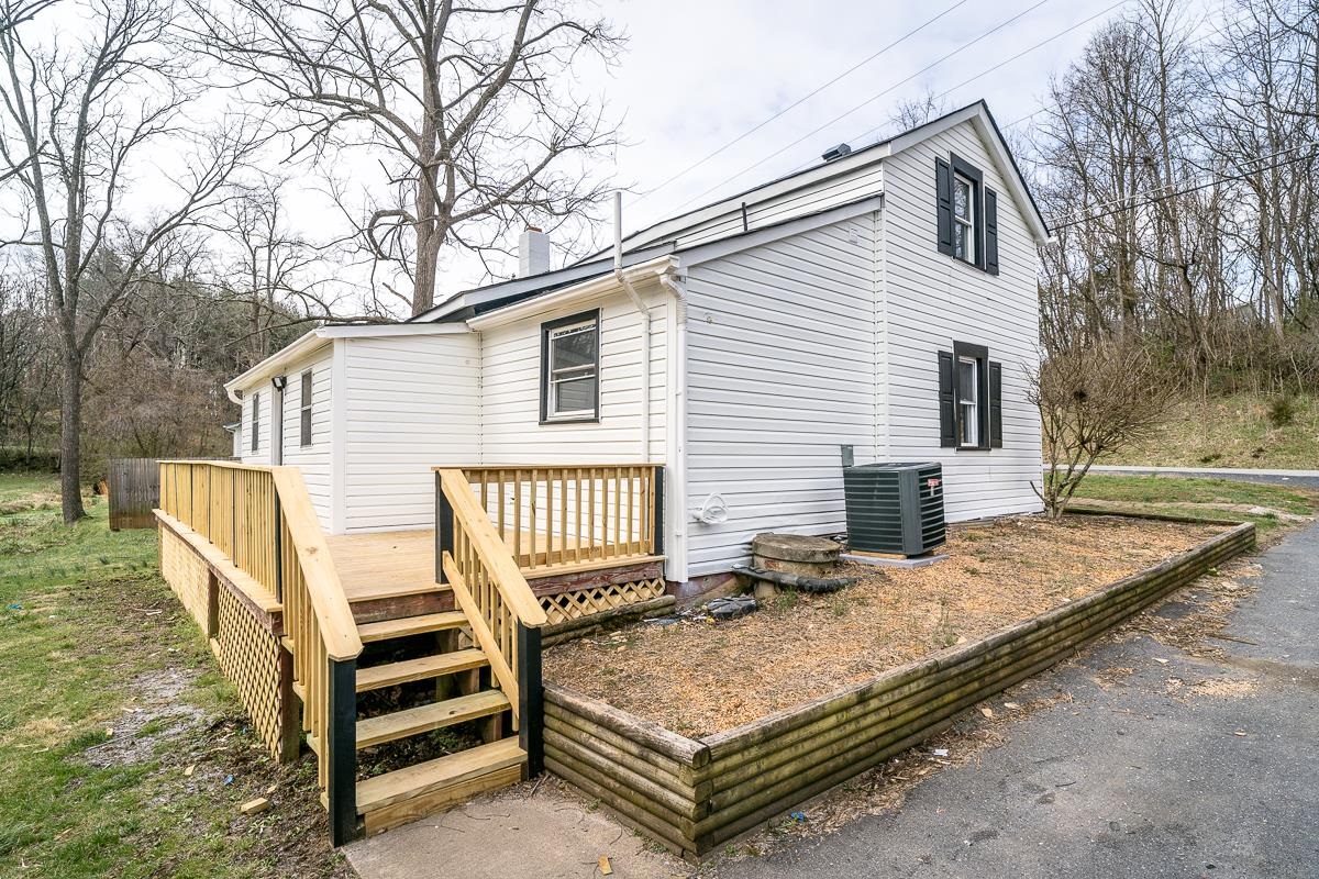 537 Straith Street Staunton, VA 24401 - Photo 20 of 29