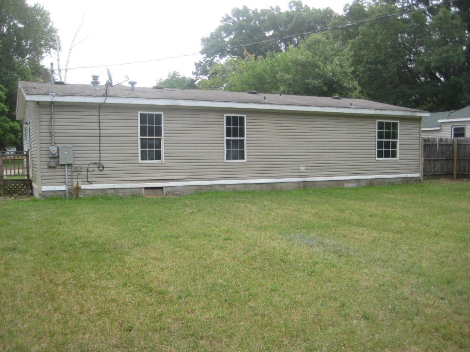 415 Lee Decatur, MI 49045 - Photo 5 of 20 IMG_5041