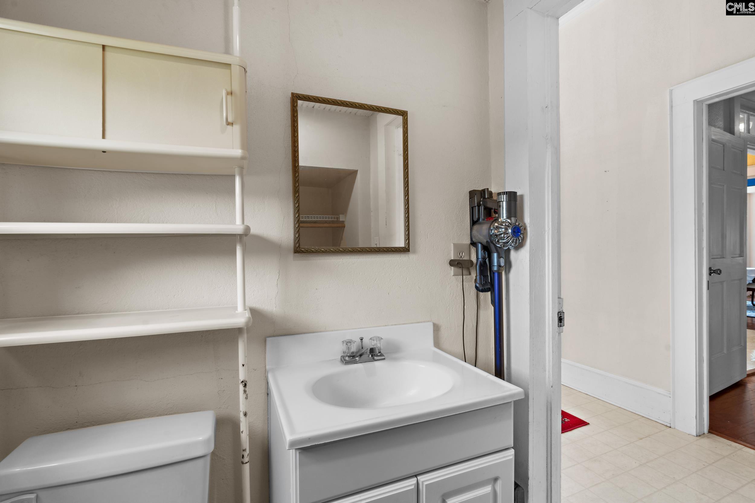 626 East Hampton Street Olanta, SC 29114 - Photo 28 of 31