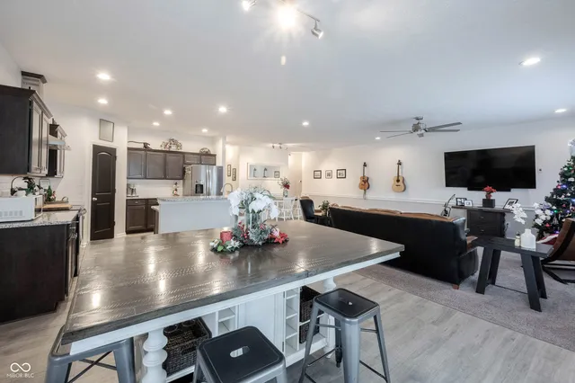 $369,900 | 159 Carrick Glen Boulevard, Pendleton, IN 46064