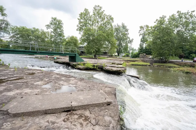 $369,900 | 159 Carrick Glen Boulevard, Pendleton, IN 46064