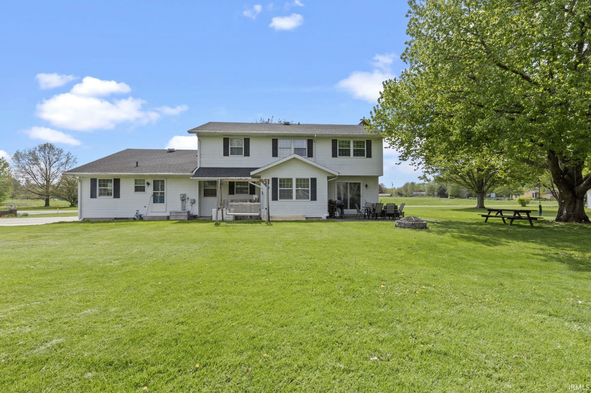 64288 Meadow Ridge Drive Goshen, IN 46526 - Photo 2 of 30