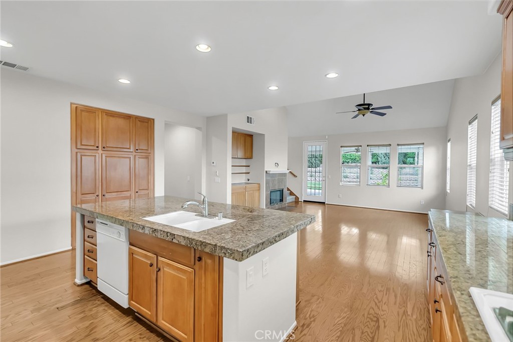 8432 Maple Lane Riverside, CA 92508 - Photo 13 of 38