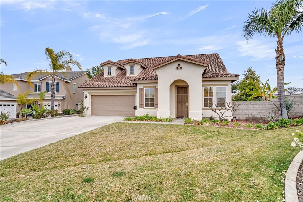 8432 Maple Lane Riverside, CA 92508 - Photo 4 of 38