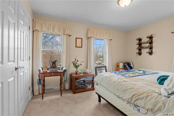 $589,000 | 26612 East Blue Mills Road, Sibley, MO 64088