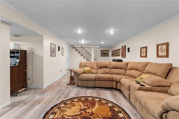 $589,000 | 26612 East Blue Mills Road, Sibley, MO 64088