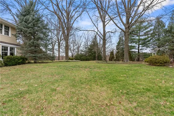 $589,000 | 26612 East Blue Mills Road, Sibley, MO 64088