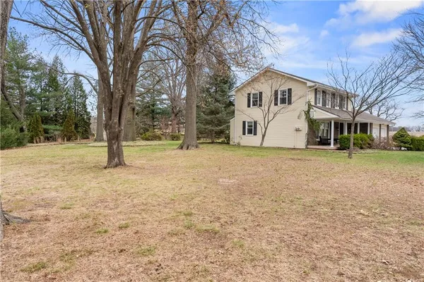 $589,000 | 26612 East Blue Mills Road, Sibley, MO 64088