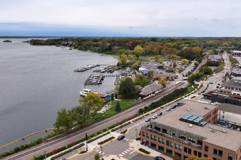 $1,290,000 | 219 Chicago Avenue North, Wayzata, MN 55391