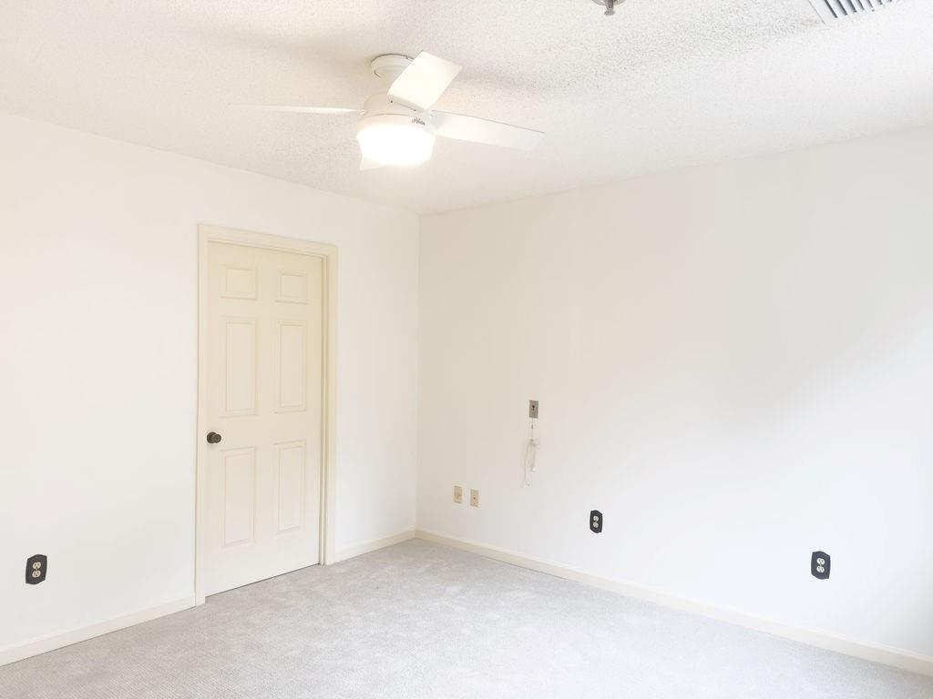 300 Johnson Ferry Road, Unit A305 Atlanta, GA 30328 - Photo 4 of 27 a view of small space