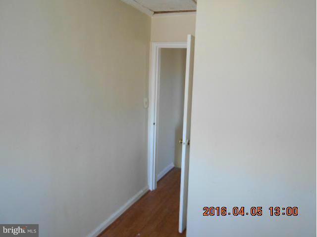 1037 Wedgewood Road Baltimore, MD 21229 - Photo 8 of 14 Interior (General)