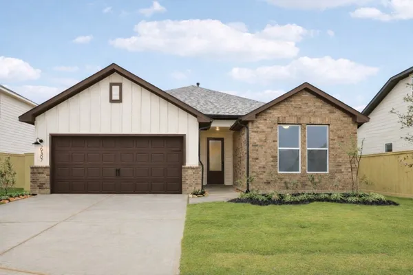 $327,990 | 29307 Meadowcreek Hl Drive, Waller, TX 77484