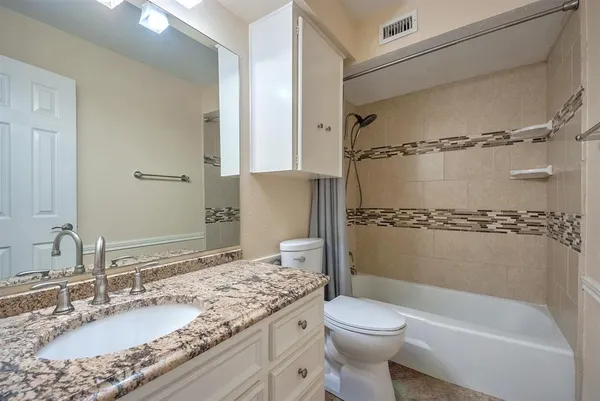$2,900 | 3212 Daniel Avenue, Unit A, University Park, TX 75205
