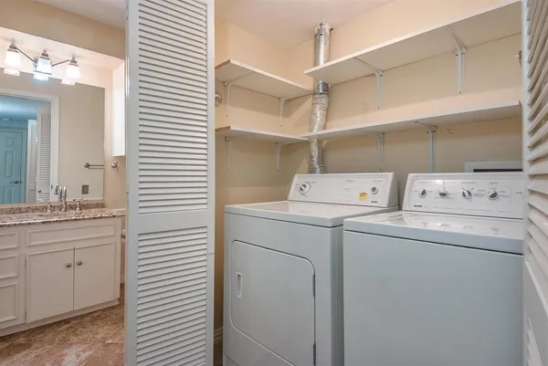 $2,900 | 3212 Daniel Avenue, Unit A, University Park, TX 75205