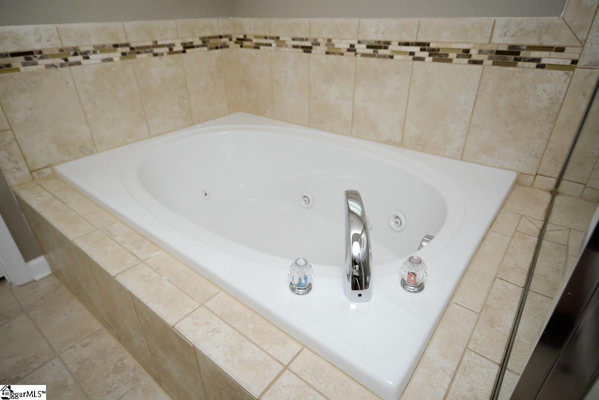 104 Roanoke Way Greenville, SC 29607 - Photo 20 of 33 Gallery Image 20