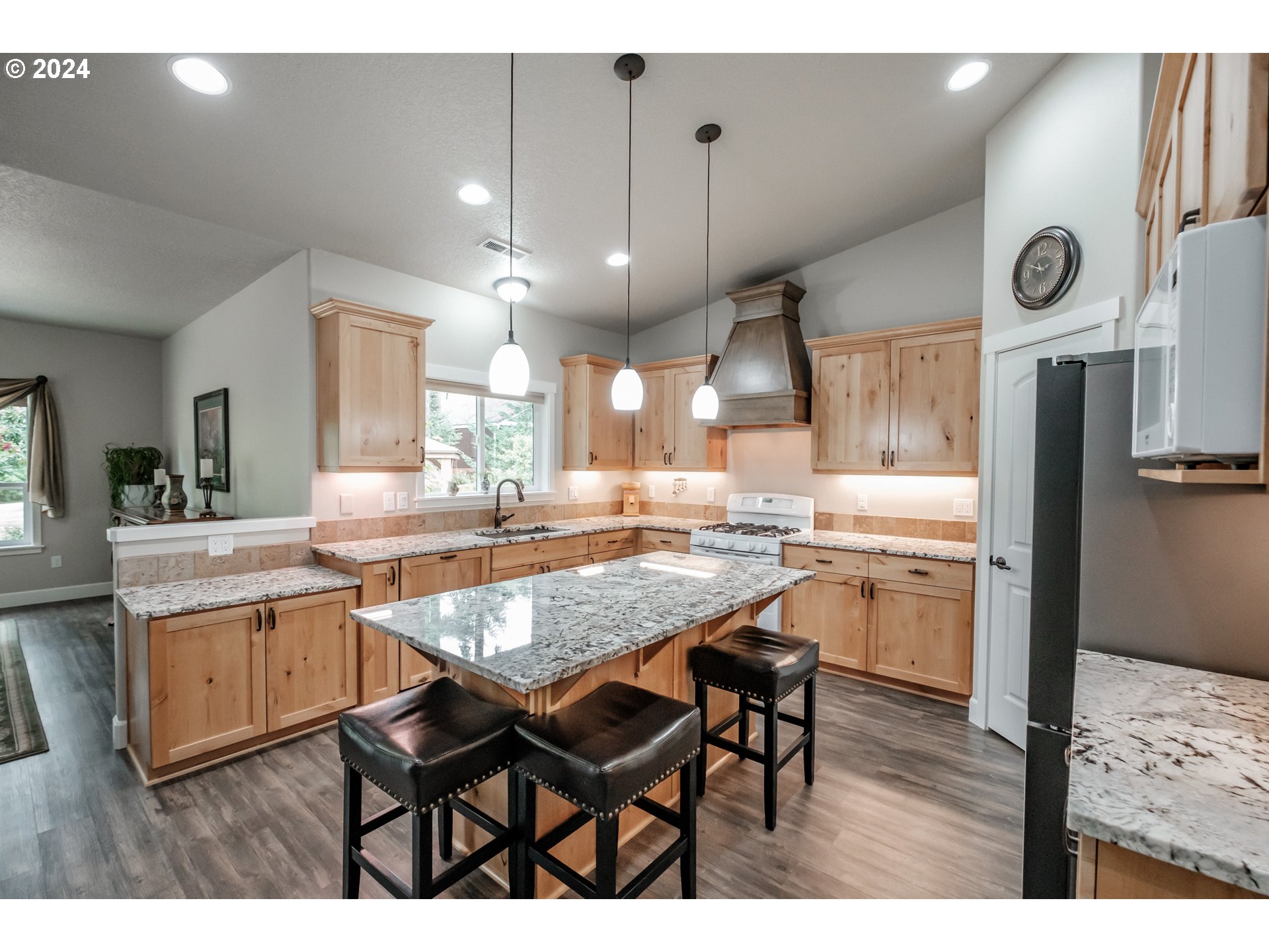 8317 Buffalo Lane Grand Ronde, OR 97347 - Photo 24 of 48