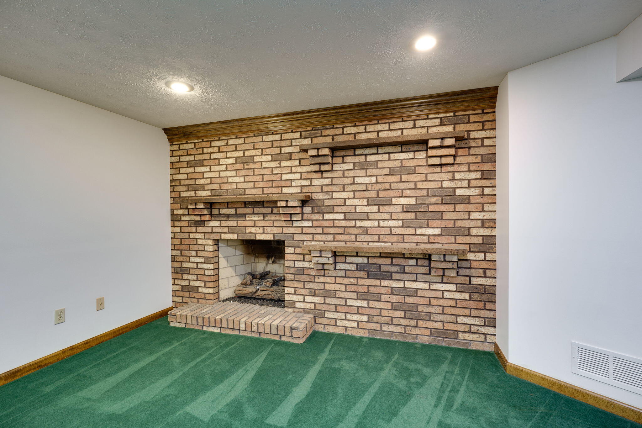 684 Oneida Drive Springfield, OH 45502 - Photo 37 of 65