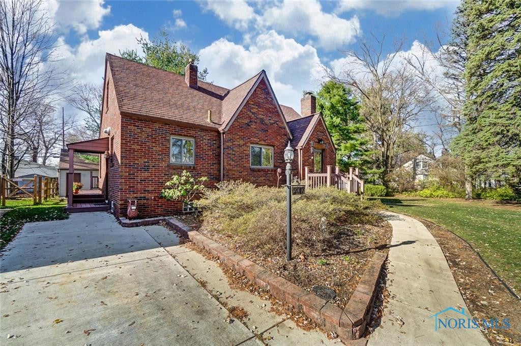 2017 Dority Road Toledo, OH 43615 - Photo 2 of 40 Gallery Image 2