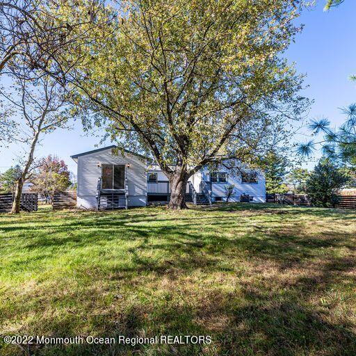 630 Lloyd Road Aberdeen, NJ 07747 - Photo 37 of 51 2B456602-9C0F-4EBC-9758-AA89F2EA2A70