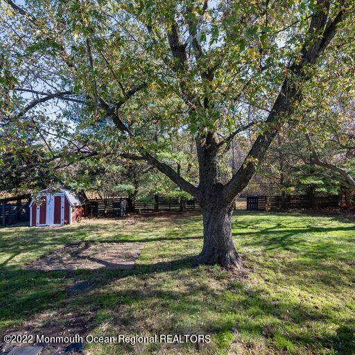 630 Lloyd Road Aberdeen, NJ 07747 - Photo 43 of 51 916A76B1-6067-48B7-AAD2-BD098E5F4AE2
