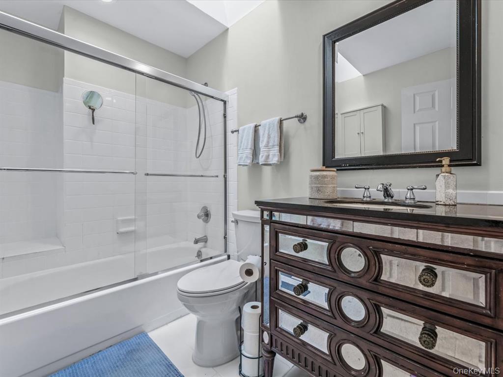 54 Hidden Ridge Drive Syosset, NY 11791 - Photo 18 of 25