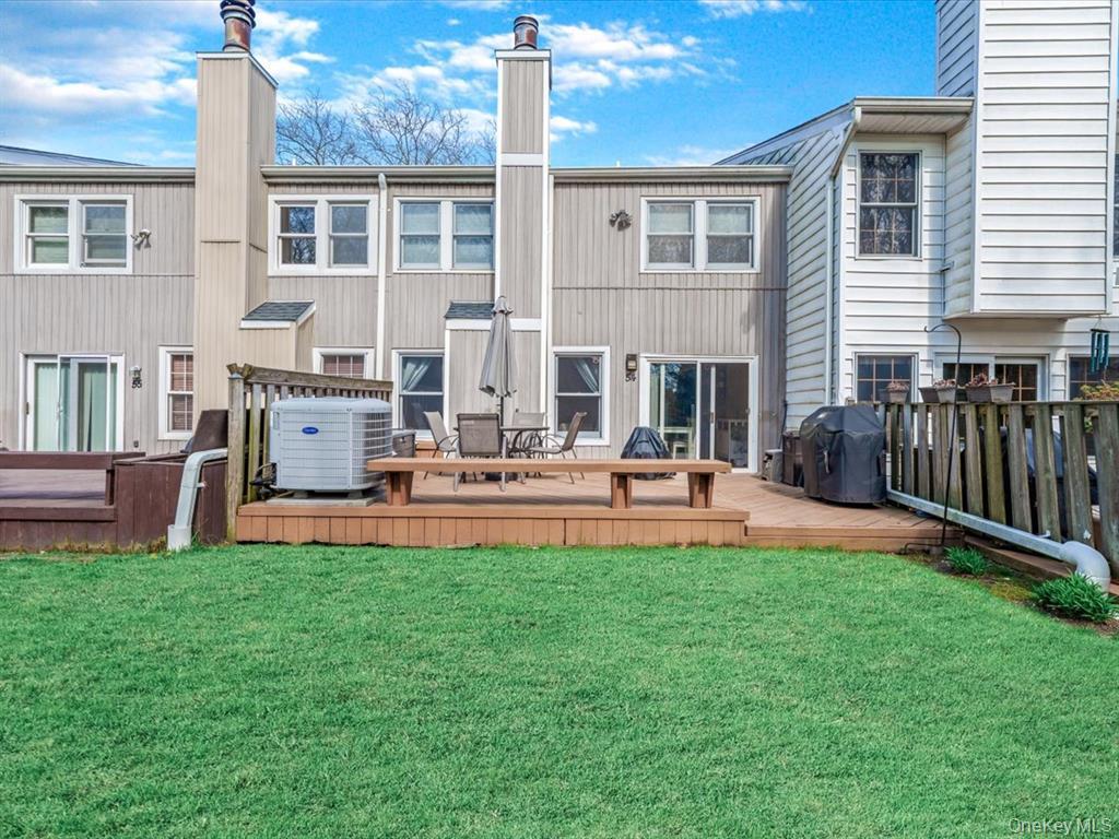 54 Hidden Ridge Drive Syosset, NY 11791 - Photo 23 of 25