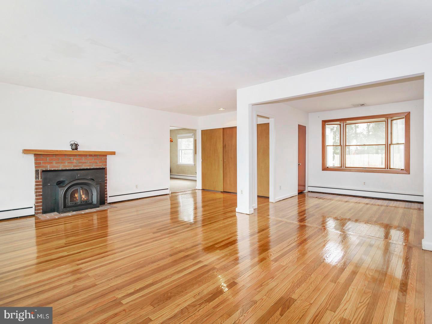 201 Lenni Road Media, PA 19063 - Photo 3 of 20 Gallery Image 3