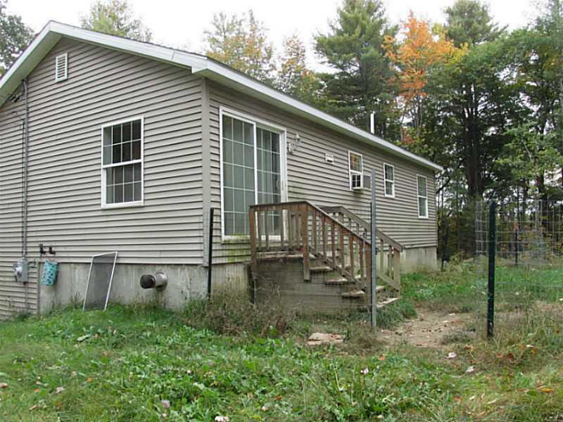 141 Pinewoods Road Lisbon, ME 04250 - Photo 2 of 11 Exterior Front.