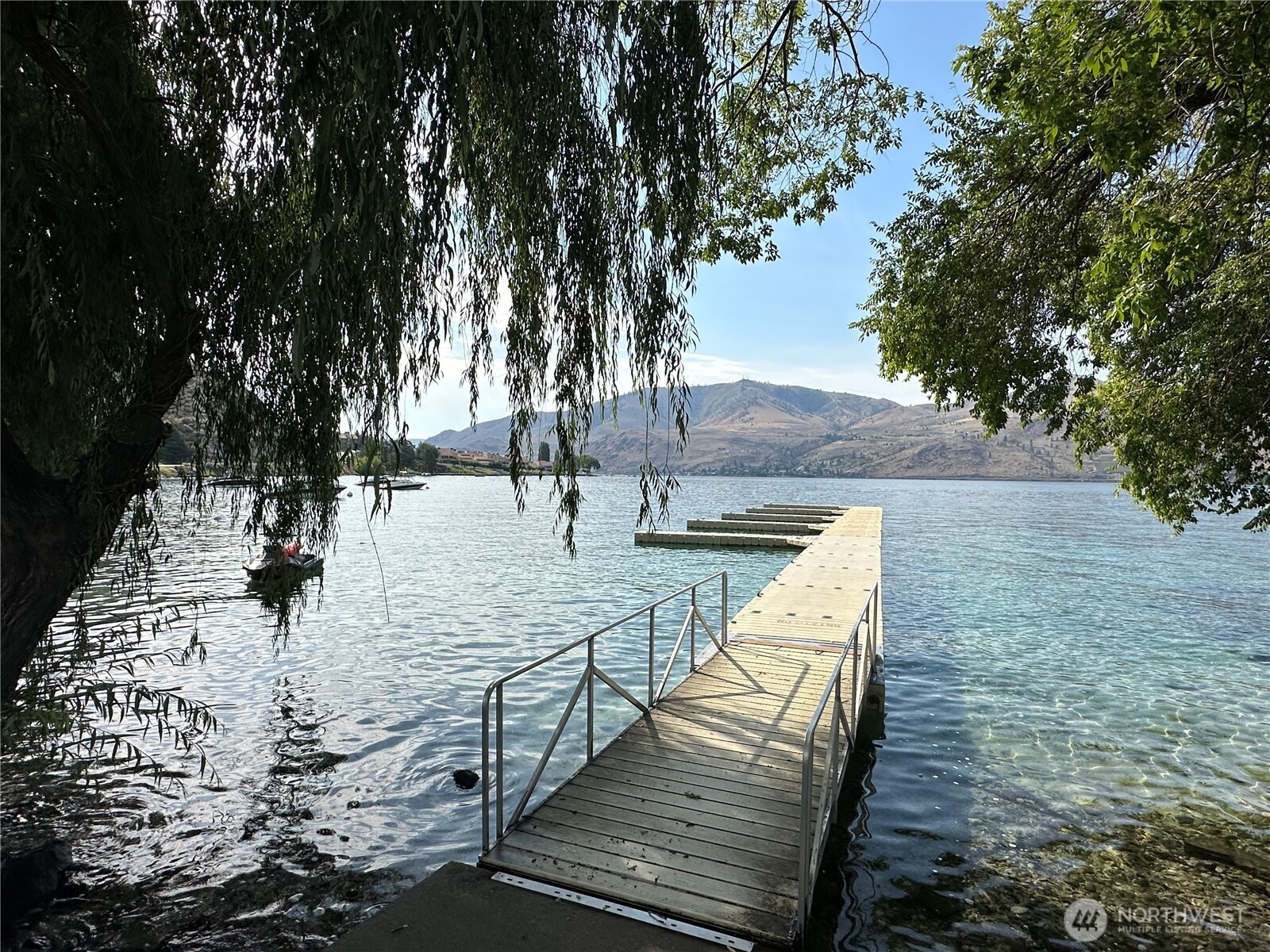 211 Pinnacle Place Chelan, WA 98816 - Photo 17 of 28 a view of outdoor space with seating area