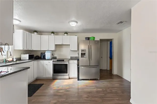 $210,000 | 210 Florida Drive, Auburndale, FL 33823