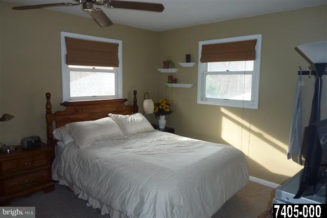 670 East Butter Road York, PA 17406 - Photo 11 of 25 Gallery Image 11
