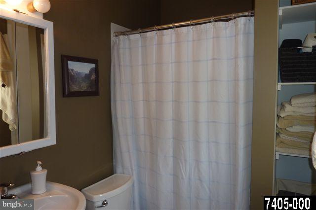 670 East Butter Road York, PA 17406 - Photo 12 of 25 Gallery Image 12