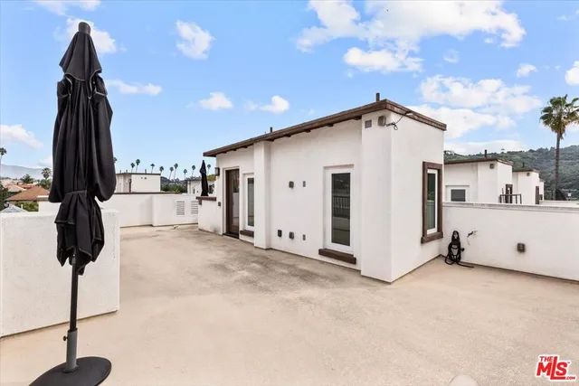 $5,900 | 127 Boeing Lane, Los Angeles, CA 90042