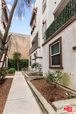 a view of a white building