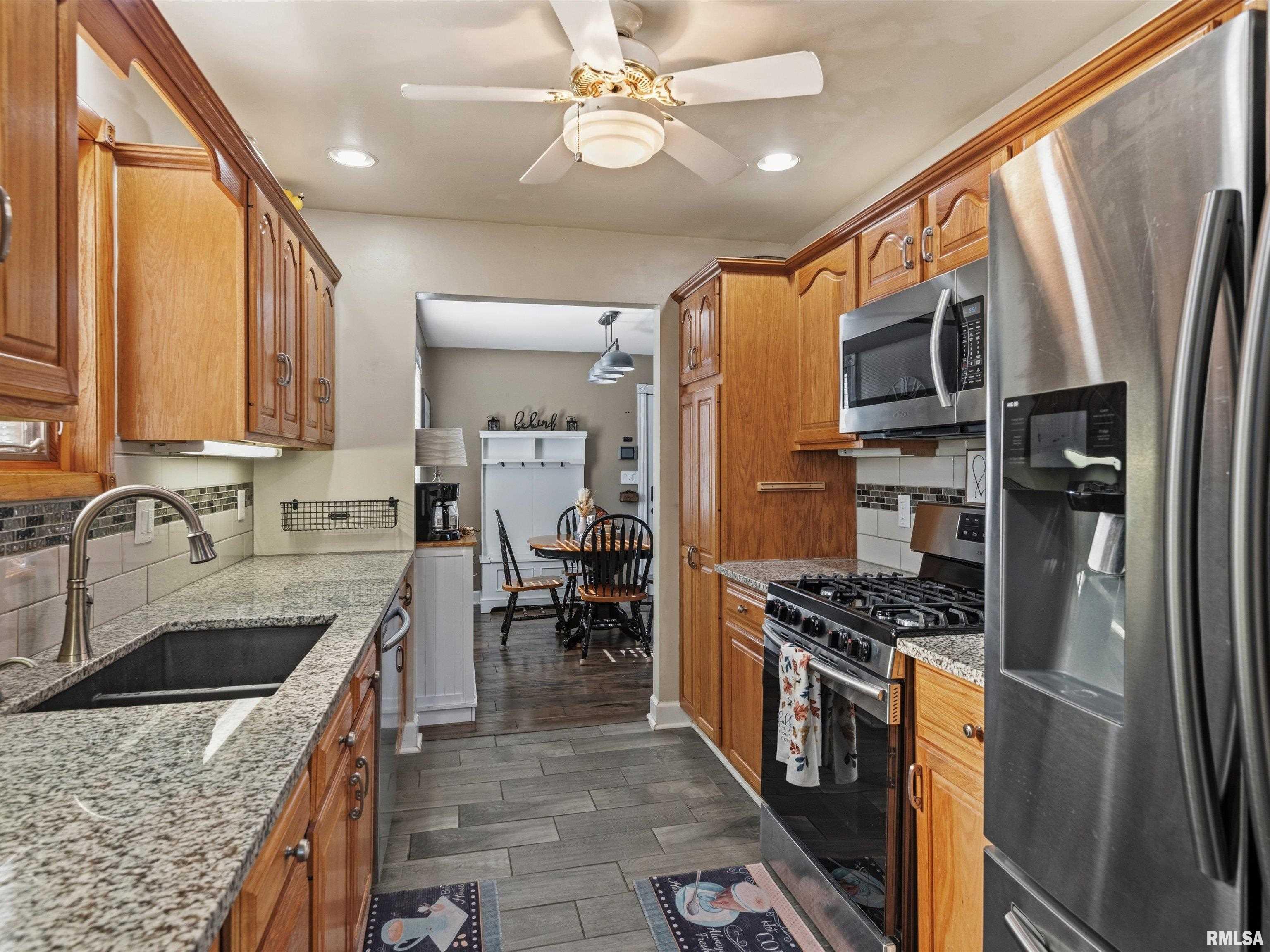 1620 Reed Avenue Springfield, IL 62704 - Photo 7 of 44 Gallery Image 7