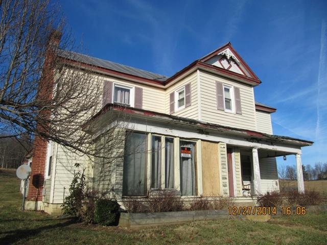 2011 Daniels Run Road Northeast Check, VA 24072 - Photo 1 of 12 front view of a house