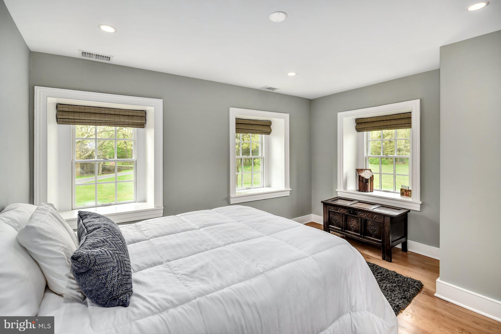 1467 Chestnut Ridge Road Upper Black Eddy, PA 18972 - Photo 23 of 37