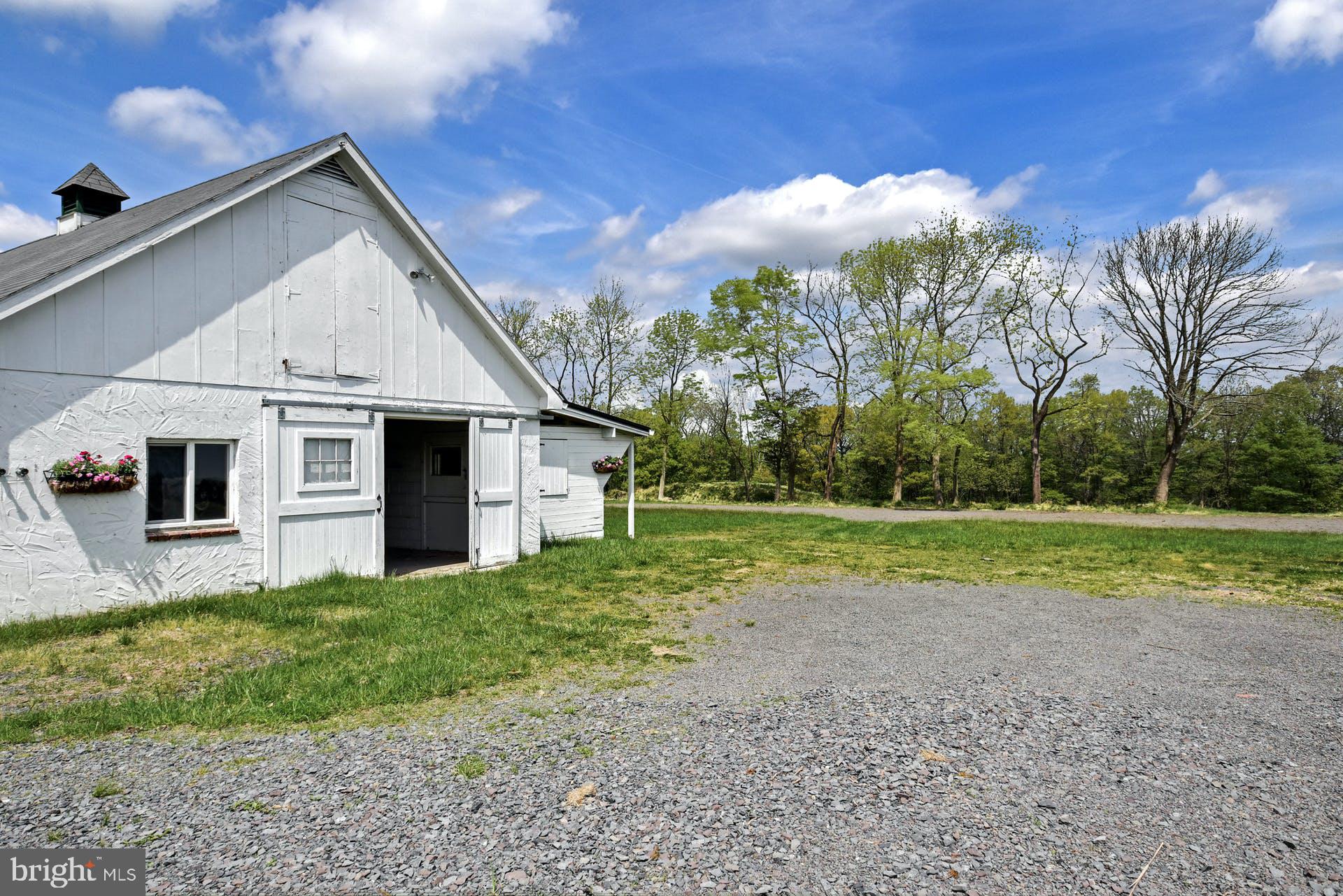 1467 Chestnut Ridge Road Upper Black Eddy, PA 18972 - Photo 29 of 37