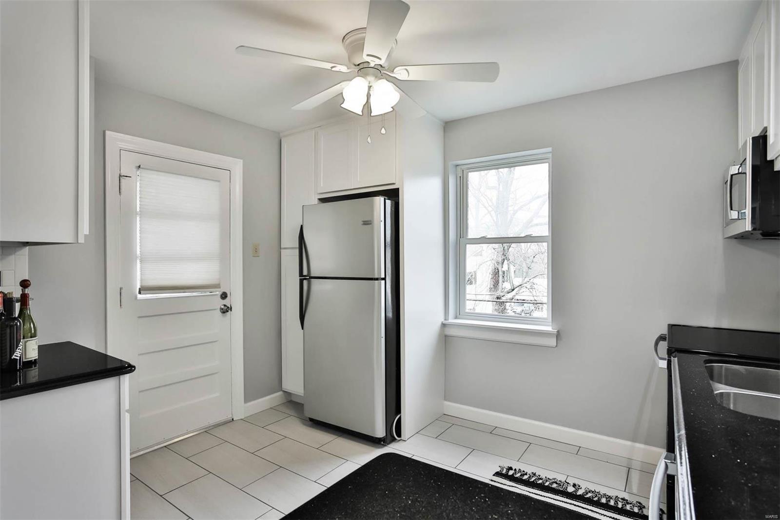 12739 Big Bend Road St. Louis, MO 63122 - Photo 15 of 37 Gallery Image 15