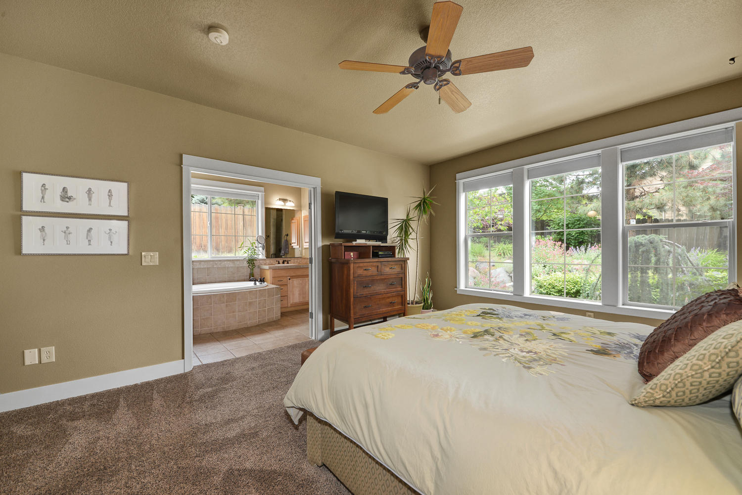 689 Northwest Powell Butte Loop Bend, OR 97703 - Photo 19 of 46 689 NW Powell Butte Loop-38