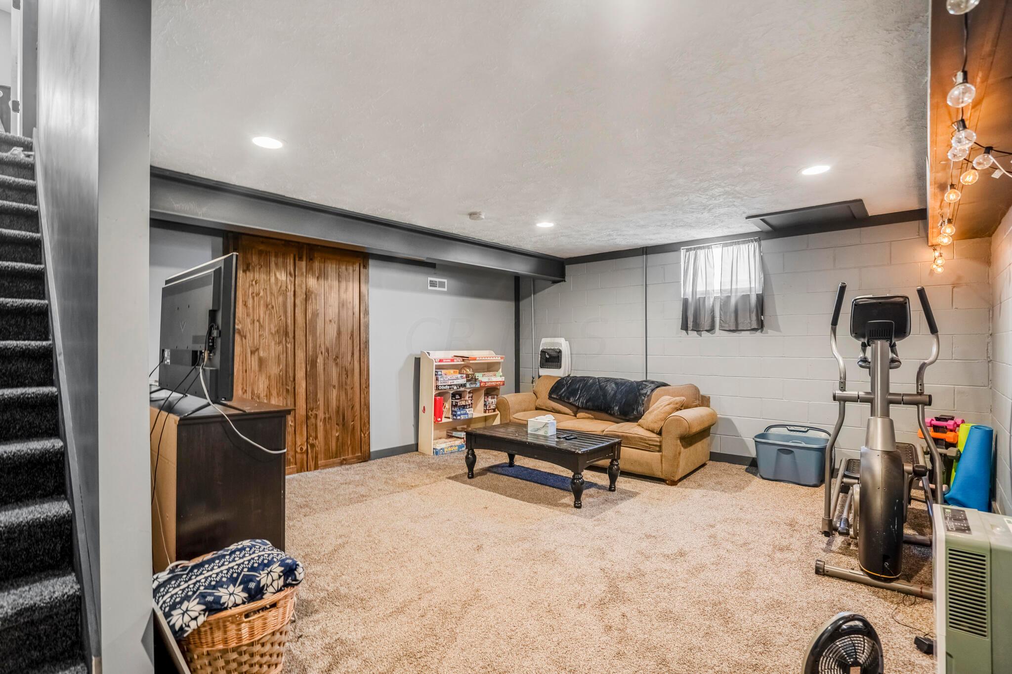 499 Carroll Eastern Road Northeast Lancaster, OH 43130 - Photo 32 of 37 Rec Room