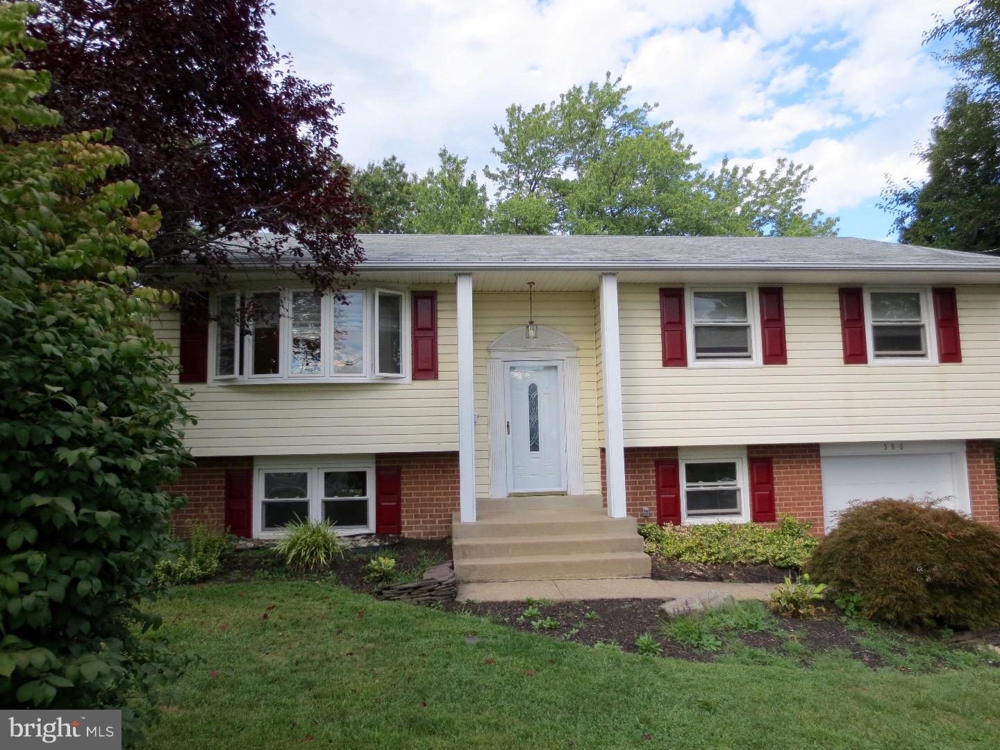 586 Concord Road Warminster, PA 18974 - Photo 2 of 8