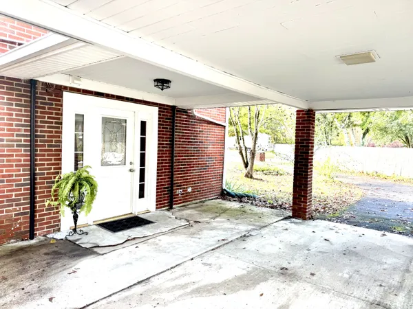 $300,000 | 110 Southwood Lane, Tullahoma, TN 37388