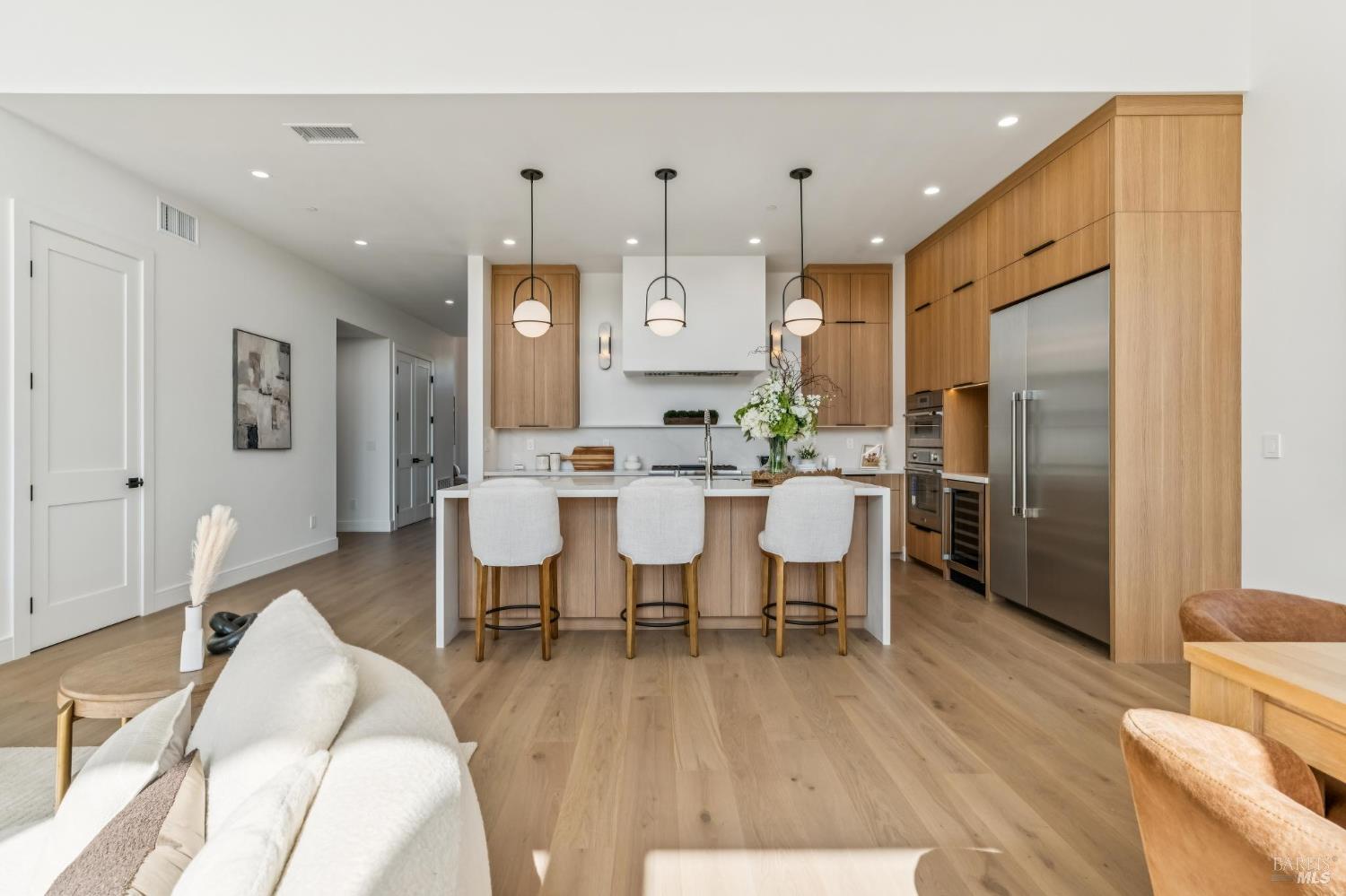 39 Strawberry Circle Mill Valley, CA 94941 - Photo 11 of 81