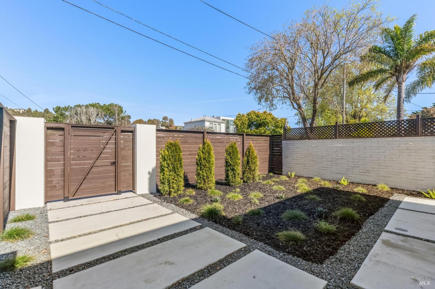 39 Strawberry Circle Mill Valley, CA 94941 - Photo 42 of 81