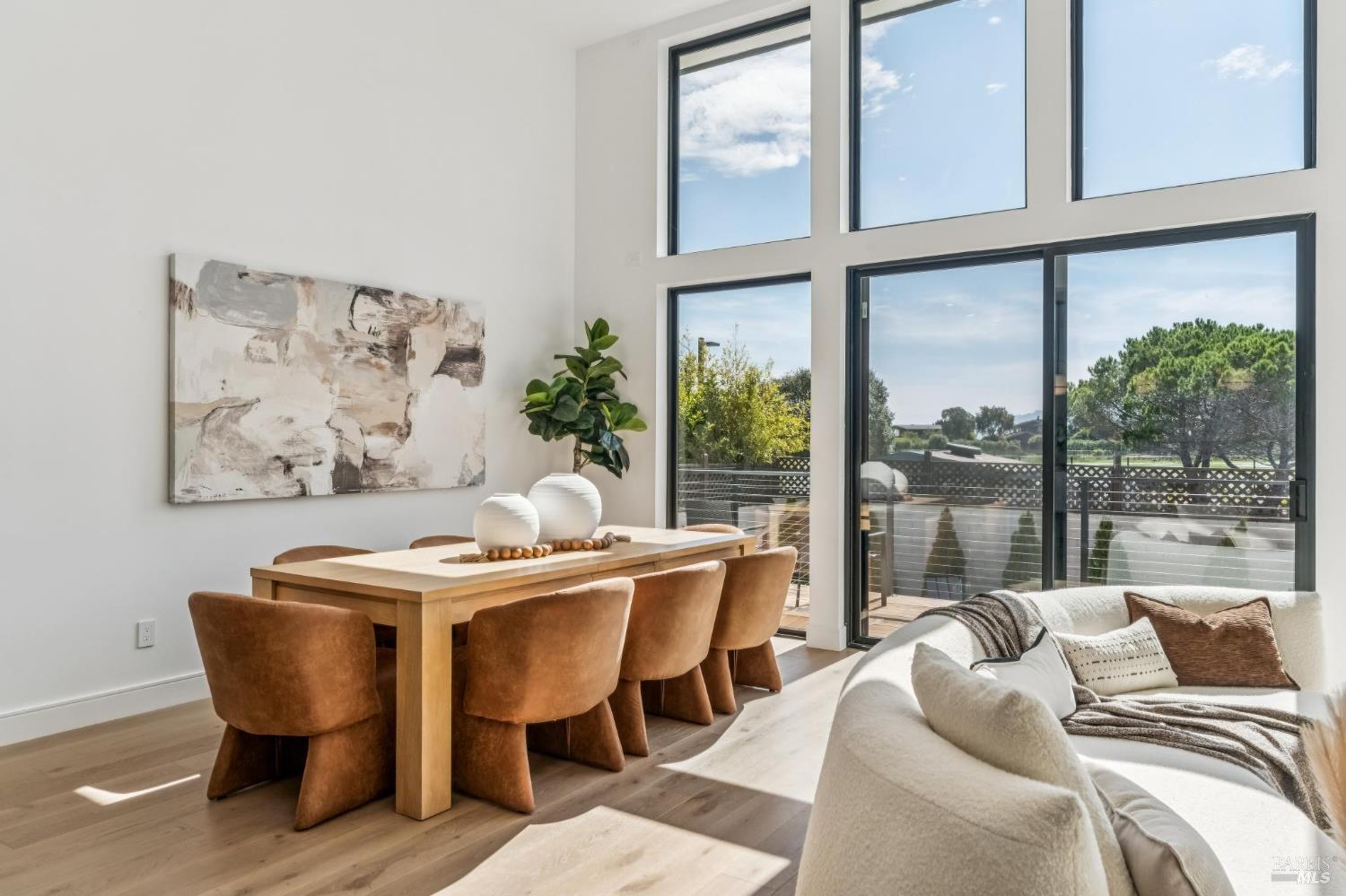 39 Strawberry Circle Mill Valley, CA 94941 - Photo 10 of 81