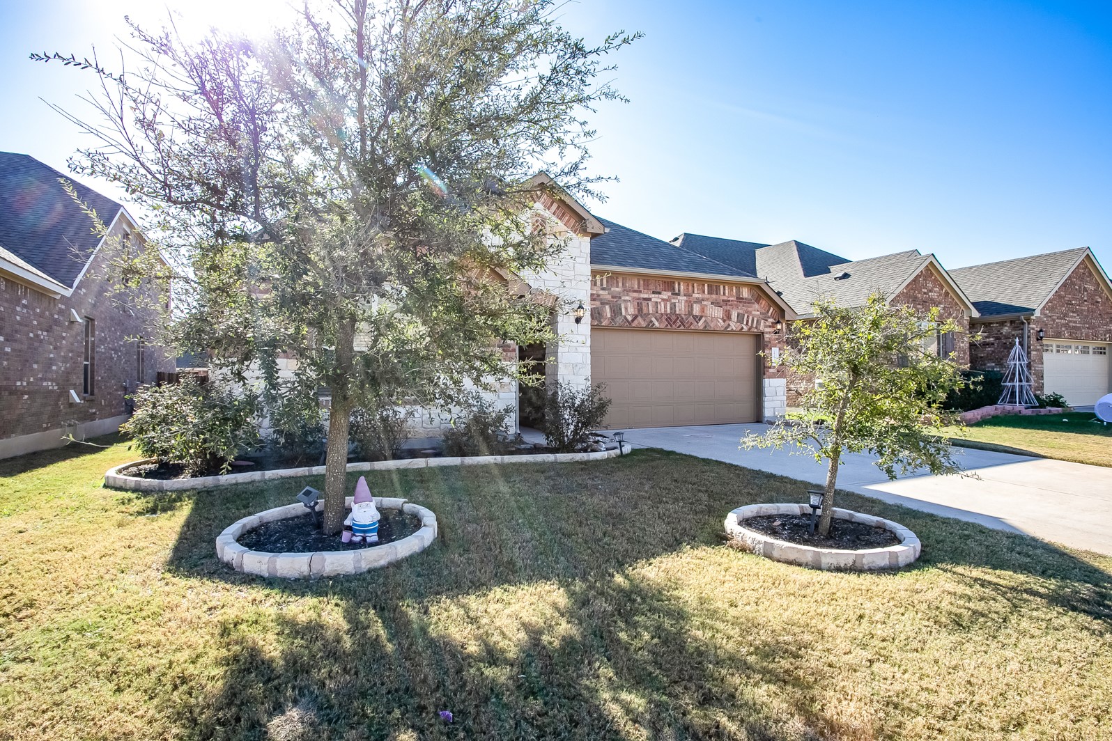 1721 Elaina Loop Leander, TX 78641 - Photo 2 of 28