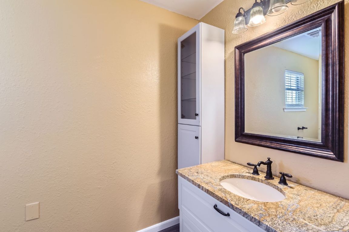 13003 South Madrone Trail, Unit B Austin, TX 78737 - Photo 14 of 21
