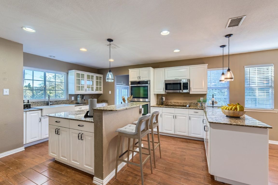 13003 South Madrone Trail, Unit B Austin, TX 78737 - Photo 7 of 21